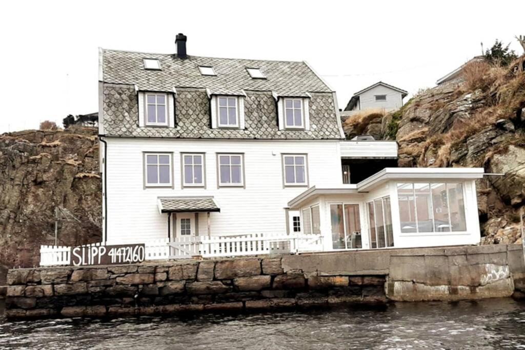 Seaside Apartment In Unique Location Ågotnes Exteriör bild